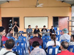 ลงพื้นที่เข้าร่วมประชุมประชาคมระดับหมู่บ้านเพื่อหารือและขอมติความเห็นชอบในการดำเนินการโครงการก่อสร้างระบบประปาขนาดใหญ่ หมู่ที่ บ้านแม่ทาหลง - ท่าศาลา