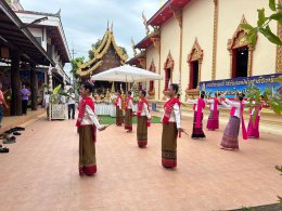 ร่วมงานบวงสรวง งานประเพณีใส่ขันดอกไม้บูชาอินทขิล เสาหลักเมืองป่าซาง