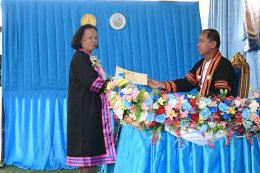 พิธีมอบใบประกาศนียบัตรแก่ผู้สำเร็จการศึกษา นักเรียนโรงเรียนผู้สูงอายุเทศบาลตำบลท่าเชียงทอง