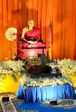 ร่วมกิจกรรมธรรมยาตรา ฟังเทศน์