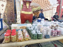 ร่วมการจัดแสดงผลิตภัณฑ์ OTOP และของดีอำเภอ (อำเภอเมืองลำพูน) 