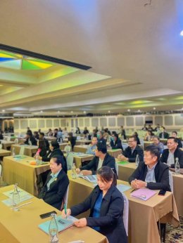 เข้าร่วมอบรมกลยุทธ์และเทคนิคการประชุมสภาท้องถิ่นแบบมืออาชีพ เรียนรู้ความสำเร็จและข้อผิดพลาดจากการปฏิบัติหน้าที่ในช่วงที่ผ่านมา และการปฏิบัติงานภายใต้อำนาจหน้าที่ตามกฎหมายหลัก กฎหมายจัดตั้ง และกฎหมายกำหนดแผนขั้นตอนการกระจายอำนาจที่ปรับปรุงใหม่