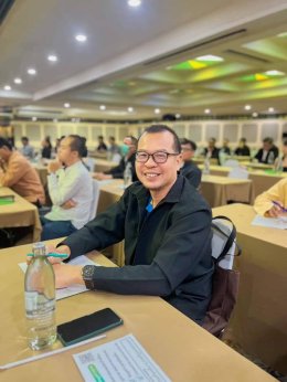 เข้าร่วมอบรมกลยุทธ์และเทคนิคการประชุมสภาท้องถิ่นแบบมืออาชีพ เรียนรู้ความสำเร็จและข้อผิดพลาดจากการปฏิบัติหน้าที่ในช่วงที่ผ่านมา และการปฏิบัติงานภายใต้อำนาจหน้าที่ตามกฎหมายหลัก กฎหมายจัดตั้ง และกฎหมายกำหนดแผนขั้นตอนการกระจายอำนาจที่ปรับปรุงใหม่