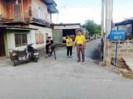 ลงพื้นที่สำรวจพื้นผิวถนน ตามใบคำร้อง เนื่องจากถนนเป็นหลุม ผิวถนนแตกร้าวบริเวณปากทางเข้าซอย 6 หมู่ที่2