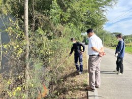  ลงพื้นที่เก็บขยะริมทางเนื่องจากมีผู้ลักลอบทิ้งขยะบริเวณริมทางและที่ทางสาธารณะในเขตพื้นที่เทศบาลตำบลท่าเชียงทอง