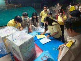 ดำเนินการรับมอบหีบบัตรเลือกตั้งและวัสดุอุปกรณ์ในการเลือกตั้ง และรวมผลการนับคะแนน