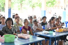 ส่งเสริมอาชีพการทำดอกไม้จันทร์และพวงหรีด หมู่ที่ 1 บ้านป่าซางน้อย