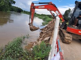 ลงพื้นที่ตรวจติดตามการดำเนินงานหลังจากดำเนินการแก้ไขปัญหาถนนสายทางบ้านสันมะกรูด