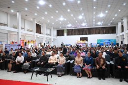  เข้าร่วมพิธีมอบโล่และใบประกาศเกียรติคุณ