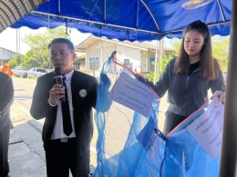 วางพวงหรีดเพื่อไว้อาลัยและแสดงความเสียใจกับครอบครัว แม่กิ่งแก้ว สืบสกุลแก้ว