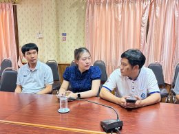 ลงพื้นที่ตรวจประตูกั้นน้ำบริเวณฝายสบตาที่ชำรุดและวางแผนการแก้ไขปัญหาให้กับเกษตรกรผู้ใช้น้ำจากลำน้ำกวงและลงพื้นที่ตรวจสอบลำเหมือง พนังกั้นน้ำ