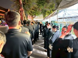 เข้าเฝ้าฯกราบถวายบังคมพระบรมศพ สมเด็จพระนางเจ้าสิริกิติ์ พระบรมราชินีนาถ พระบรมราชชนนีพันปีหลวง ในนามพสกนิกรจังหวัดลำพูน เป็นครั้งที่ 2