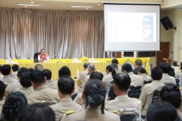 ผู้ว่าราชการจังหวัดลำพูนในโอกาสตรวจเยี่ยมและมอบแนวทางการปฏิบัติราชการให้แก่หัวหน้าส่วนราชการ ผู้บริหารองค์กรปกครองส่วนท้องถิ่น กำนัน ผู้ใหญ่บ้าน ในพื้นที่อำเภอเมืองลำพูน