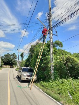 ลงพื้นที่ดำเนินการซ่อมแซมไฟฟ้าส่องสว่างสถานีสูบน้ำและไฟกิ่ง