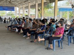  ลงพื้นที่ประชาคมอัตราค่าธรรมเนียมเกี่ยวกับการจัดการสิ่งปฏิกูลมูลฝอยและร่วมเปิดโครงการอบรมการพอกเข่าด้วยสมุนไพรสูตรร้อน