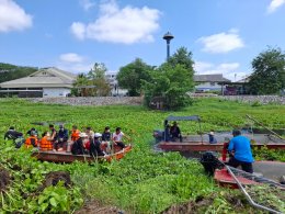 กิจกรรมจิตอาสาเดินหน้ากำจัดผักตบชวาและวัชพืชทางน้ำ ในลำน้ำแม่กวง (บริเวณ ด้านหลังโรงเรียนเฉลิมพระเกียรติ 48 พรรษา ในพระราชูปถัมภ์ฯ)