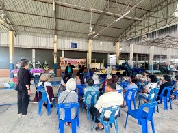 ส่งเสริมอาชีพการทำดอกไม้จันทร์และพวงหรีด หมู่ที่ 1 บ้านป่าซางน้อย