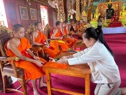 เข้าร่วมพิธีปิดทอง องค์พระประธาน