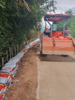 ลงพื้นที่ติดตามหน้างานโครงการขยายไหล่ทาง เขตติดต่อหมู่ 1และ หมู่ 4