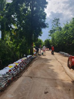 ลงพื้นที่ติดตามหน้างานโครงการขยายไหล่ทาง เขตติดต่อหมู่ 1และ หมู่ 4