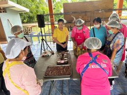 เข้าร่วมโครงการฝึกอบรมการประกอบอาชีพต่างๆ และพัฒนาอาชีพ ประจำปีงบประมาณ พ.ศ.2567 "การทำหมูแดดเดียวจากพลังงานแสงอาทิตย์"