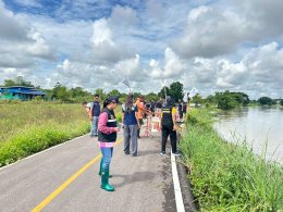 ลงพื้นที่ติดตามและวางแผนการแก้ไขปัญหาถนนสายทางบ้านสันมะกรูดเลียบริมน้ำกวง