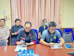 เข้าร่วมการประชุมเพื่อเตรียมงานวันเด็กแห่งชาติและการแข่งขันกีฬาเพื่อเชื่อมความสามัคคีและต้านยาเสพติด