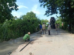 ลงพื้นที่ตรวจหน้างานโครงการซ่อมแซมขยายไหล่ทางโค้งฉายาวิจิตร หมู่ที่ 1 บ้านป่าซางน้อย - หัวฝาย