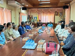 ร่วมให้การต้อนรับคณะจากองค์การบริหารส่วนตำบลเหล่ายาวเดินทางมาส่งข้าราชการโอน (ย้าย) ราย นางสาวทิพวรรณ พุทธปวน ตำแหน่ง นักวิเคราะห์นโยบายและแผน