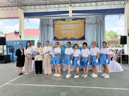 พิธีมอบใบประกาศนียบัตรแก่ผู้สำเร็จการศึกษา นักเรียนโรงเรียนผู้สูงอายุเทศบาลตำบลท่าเชียงทอง