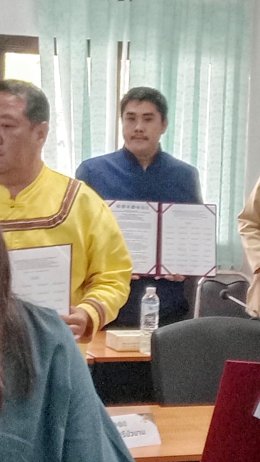  เข้าร่วมพิธีลงนามในบันทึกข้อตกลงความร่วมมือ (Mou) เรื่อง การขับเคลื่อนนโยบายการพัฒนาคุณภาพชีวิตระดับอำเภอ(พชต.)