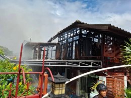  ออกเหตุดับไฟไหม้บ้านเรือนประชาชน เขตพื้นที่เทศบาลตำบลป่าซาง