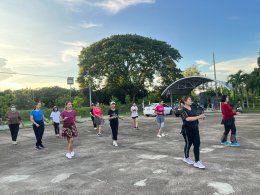 จัดกิจกรรมออกกำลังกายเพื่อสุขภาพตามโครงการ TO BE NUMBER ONE (เป็นหนึ่งโดยไม่พึ่งยาเสพติด)