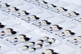 สกรีนโลโก้ ภาพลวดลาย บนเคสมือถือ