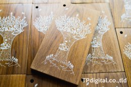 พิมพ์ภาพลงบน ไม้สี่เหลี่ยมผืนผ้า ขัดเงา