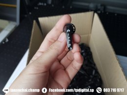 สกรีนโลโก้ บนหูฟัง