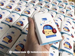สกรีนโลโก้บนบน Power Bank ลาย VB , Lactasoy วัสดุเป็นพาวเวอร์แบงค์พลาสติกสีขาว ก้นฟ้า
