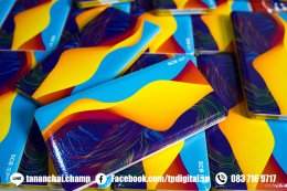 งานสกรีนโลโก้ลงบน Power Bank สกรีนลายตามตำแหน่งที่ต้องการ พิมพ์ด้วยหมึก uv ด้วนระบบสี C M Y K W Cr Primer