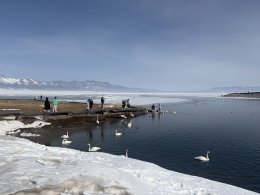 ทะเลสาบไซ่หลี่มู่ (Sailimu Lake) ซินเจียง ประเทศจีน