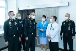 ปลัดกระทรวงกลาโหม และคณะเข้าเยี่ยมเยียนมอบเงินบำรุงขวัญแก่ทหารผ่านศึก เนื่องในวันคล้ายวันสถาปนากระทรวงกลาโหม ครบ ๑๓๖ ปี 