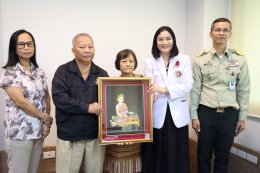 คุณส้มผิว-คุณโสภณ ทองไสว และครอบครัว เป็นจำนวนเงิน 510,000 บาท