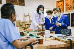 มูลนิธิกฤตานุสรณ์ ในพระบรมราชูปถัมภ์ มอบเงินบริจาคและเยี่ยมบำรุงขวัญผู้ป่วยทหารผ่านศึก