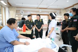 คณะนักศึกษาวิชาทหารหลักสูตรผู้กำกับนักศึกษาวิชา รุ่นที่ 51 เยี่ยมบำรุงขวัญทหารผ่านศึก และจัดกิจกรรมจิตอาสา เราทำความดี ด้วยหัวใจ ที่โรงพยาบาลทหารผ่านศึก