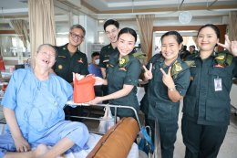 คณะนักศึกษาวิชาทหารหลักสูตรผู้กำกับนักศึกษาวิชา รุ่นที่ 51 เยี่ยมบำรุงขวัญทหารผ่านศึก และจัดกิจกรรมจิตอาสา เราทำความดี ด้วยหัวใจ ที่โรงพยาบาลทหารผ่านศึก