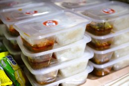 ร้าน 25 Station ส่งมอบข้าวกล่อง ส่งมอบความสุขและพลังบวกให้แก่บุคลากรทางการแพทย์ของโรงพยาบาลทหารผ่านศึก