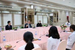 อาจารย์อาคันตุกะ จาก School of Pharmacy, Showa Medical University ประเทศญี่ปุ่น และอาจารย์คณะเภสัชศาสตร์ มหาวิทยาลัยมหิดล เข้าศึกษาดูงาน และเยี่ยมชมการดำเนินงานของโรงพยาบาลทหารผ่านศึก