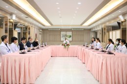 อาจารย์อาคันตุกะ จาก School of Pharmacy, Showa Medical University ประเทศญี่ปุ่น และอาจารย์คณะเภสัชศาสตร์ มหาวิทยาลัยมหิดล เข้าศึกษาดูงาน และเยี่ยมชมการดำเนินงานของโรงพยาบาลทหารผ่านศึก