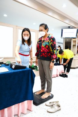 กิจกรรมวันเปิด "คลินิกลดน้ำหนัก"