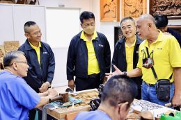 วันที่ 25 มิ.ย. 67 พล.อ.ชัยชนะ นาคเกิด ประธานนักเรียนนายร้อยพระจุลจอมเกล้า รุ่นที่ 30 (จปร.30) และคณะ เข้าเยี่ยมบำรุงขวัญ ผู้ป่วยทหารผ่านศึก ที่พักรักษาตัว ณ รพ.ผศ.