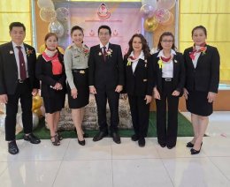 นางอัมพร ปรีชาญานพานิช รองหัวหน้าสำนักผู้อำนวยการโรงพยาบาลทหารผ่านศึก เป็นผู้เเทนเข้าร่วมในงานการเปิดตัวคณะกรรมการ สมาคมช่างผมแห่งประเทศไทย (ชุดใหม่) 